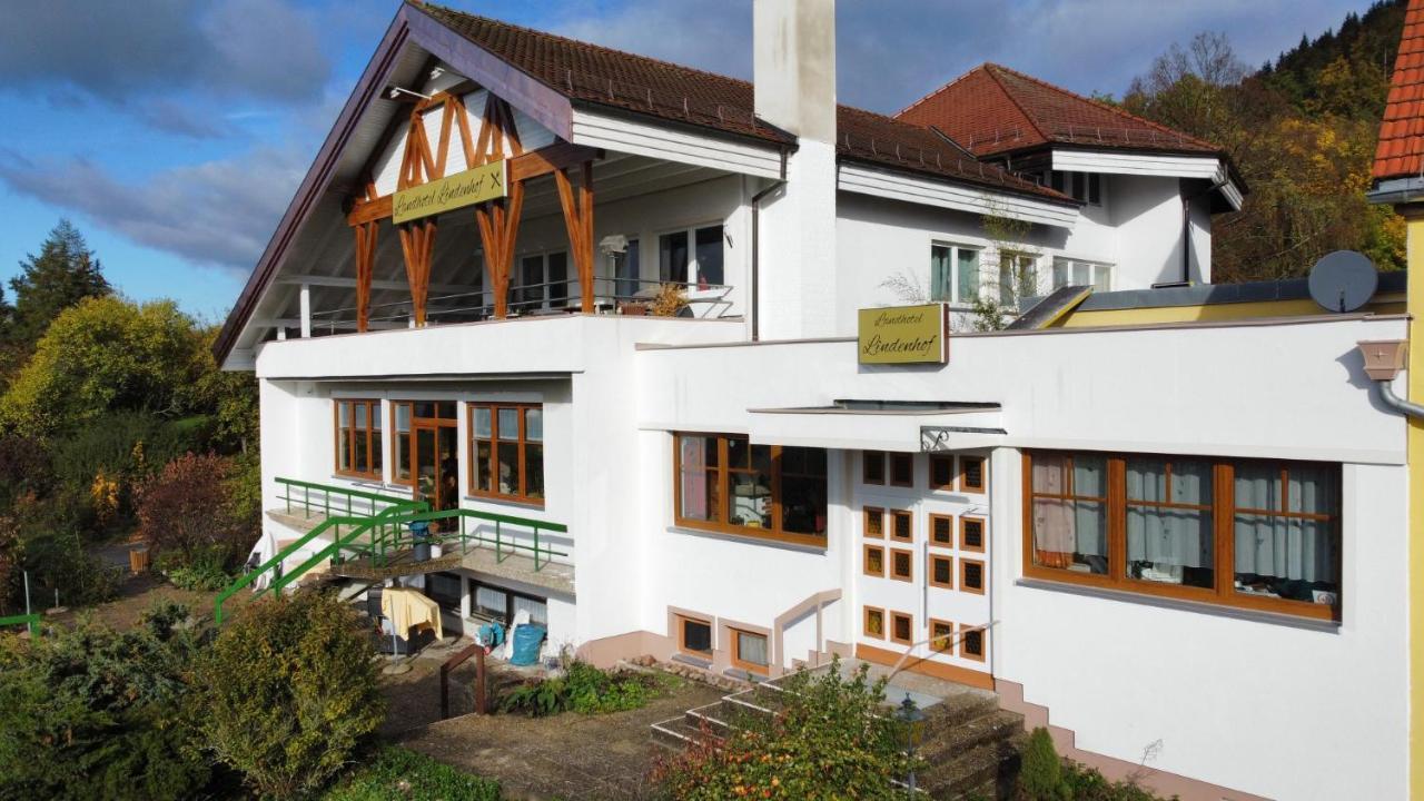 Landhotel Lindenhof Stadtsteinach ภายนอก รูปภาพ